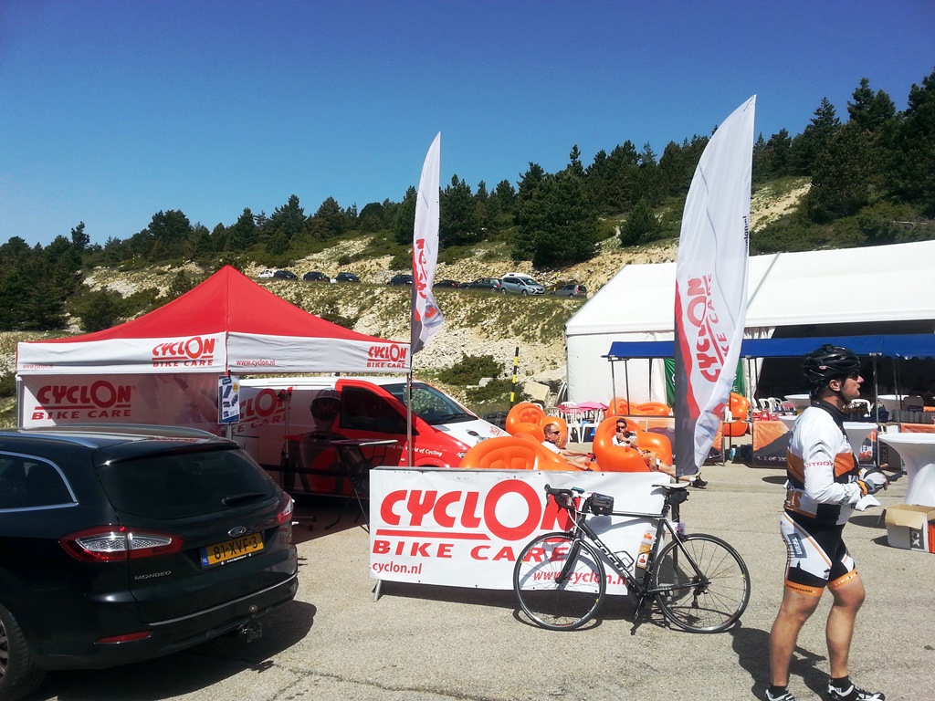 Klimmen tegen MS - Mont Ventoux & Cyclon Bike Care - 9 juni 2014
